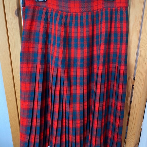 Vintage Tartan skirt - Picture 3 of 8